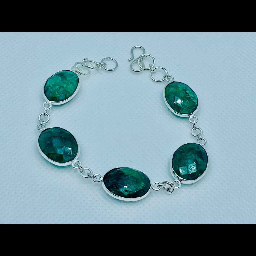 3/$20 Emerald Stone Bracelet